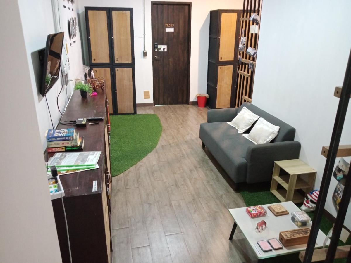 Feel Good Bangkok Hostel Ngoại thất bức ảnh