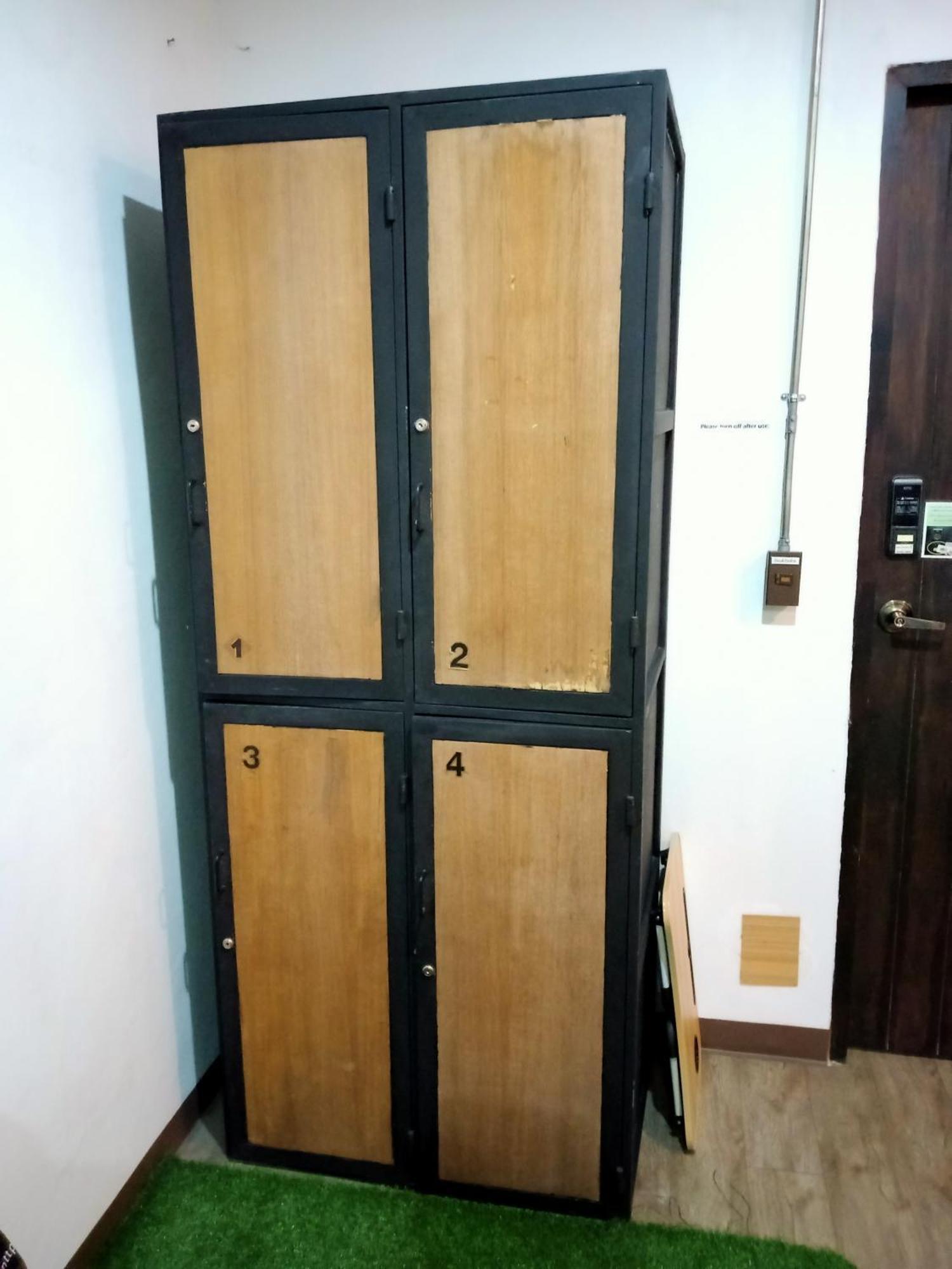 Feel Good Bangkok Hostel Ngoại thất bức ảnh