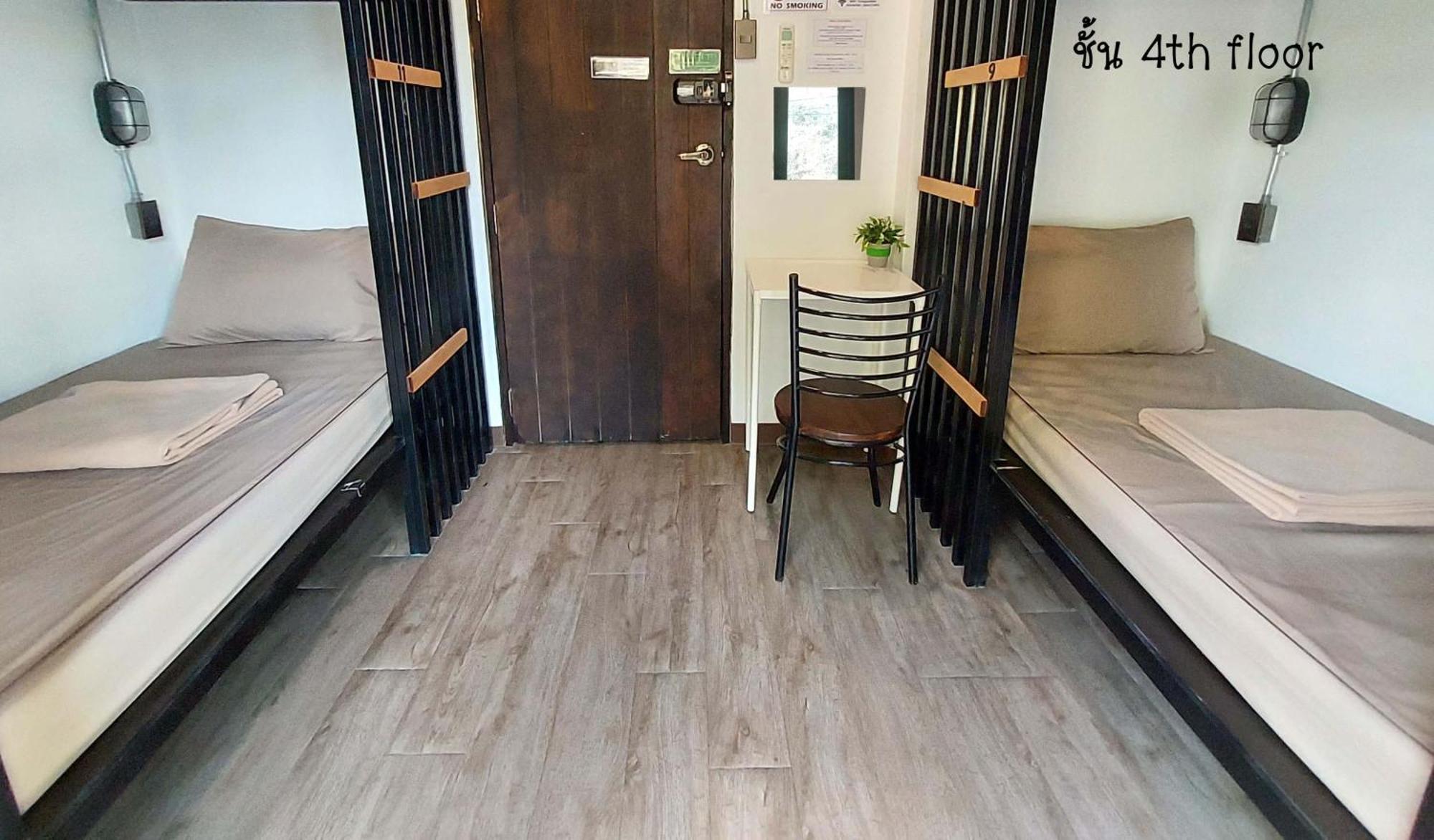 Feel Good Bangkok Hostel Ngoại thất bức ảnh