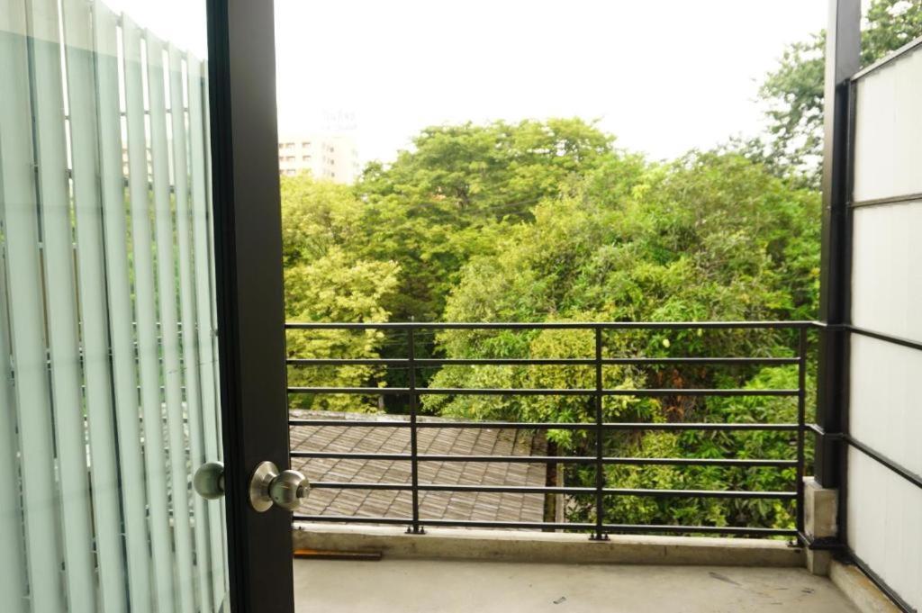 Feel Good Bangkok Hostel Ngoại thất bức ảnh