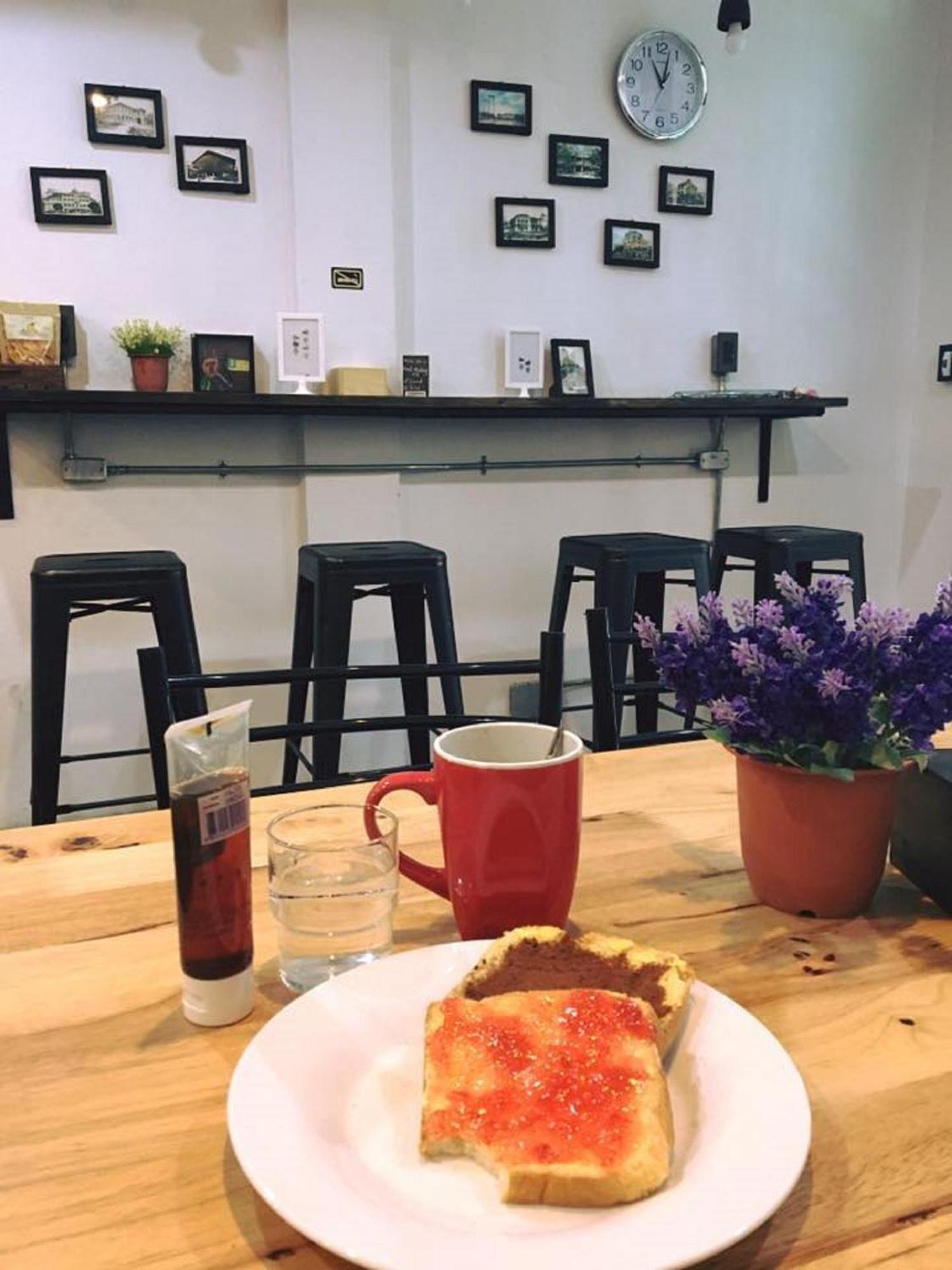 Feel Good Bangkok Hostel Ngoại thất bức ảnh